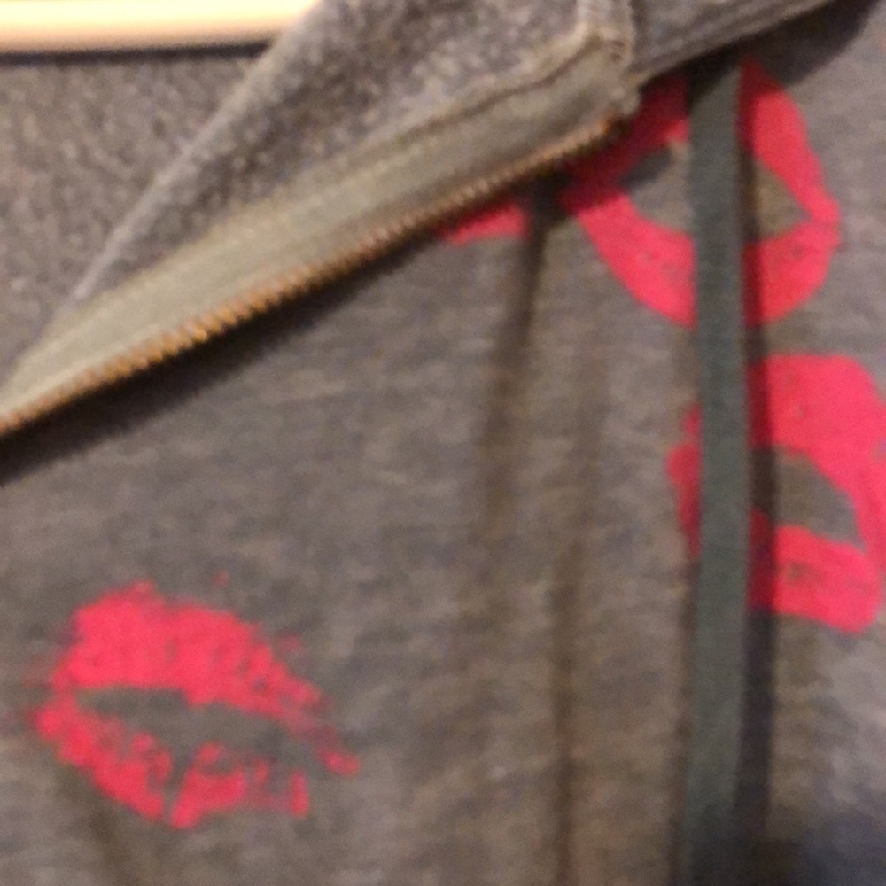 Wildfox Burnout hoodie Kiss size Small New - Picture 8 of 12